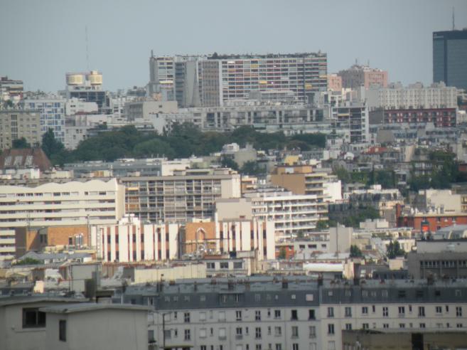  immeubles modernes et anciens, quartiers nords